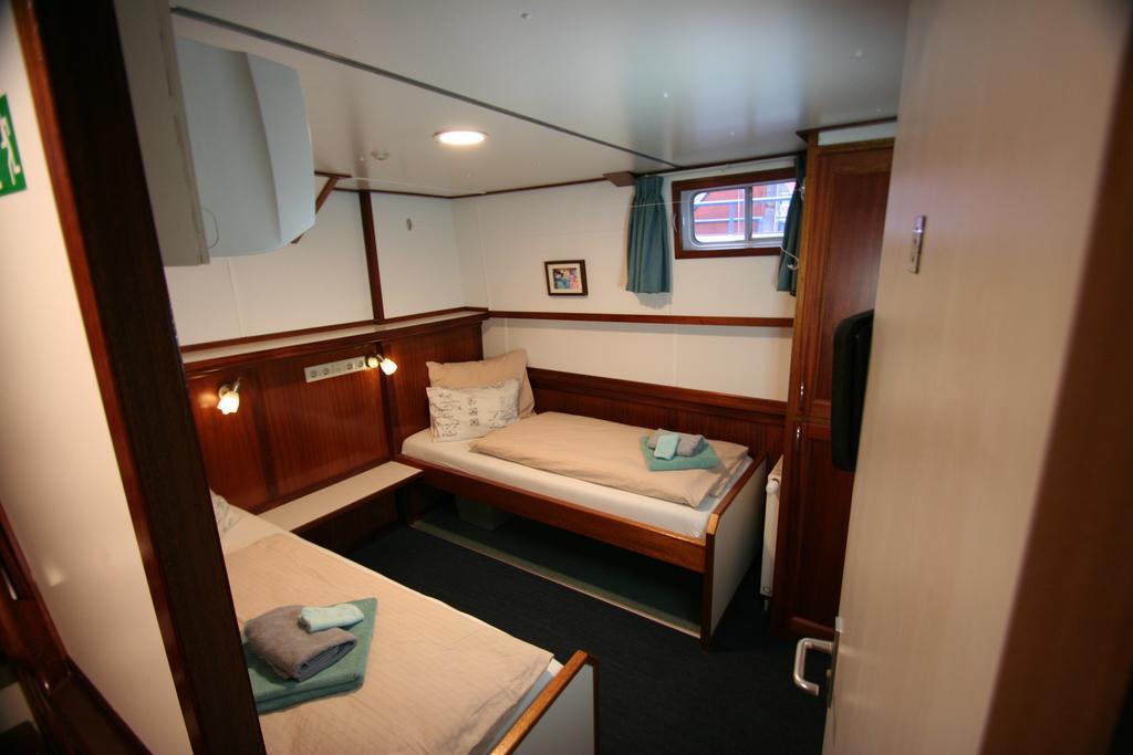 אמסטרדם Hotelboat Fiep מראה חיצוני תמונה