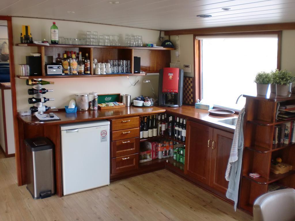 אמסטרדם Hotelboat Fiep מראה חיצוני תמונה